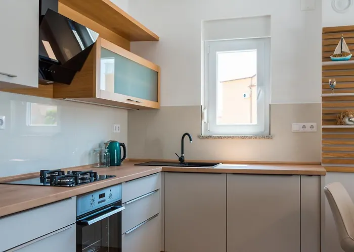 House Lumina - Outdoor Swimming Pool, 4 Bedrooms, Wifi Villa Jadrija